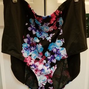 Torrid Swim bottoms Floral NWT